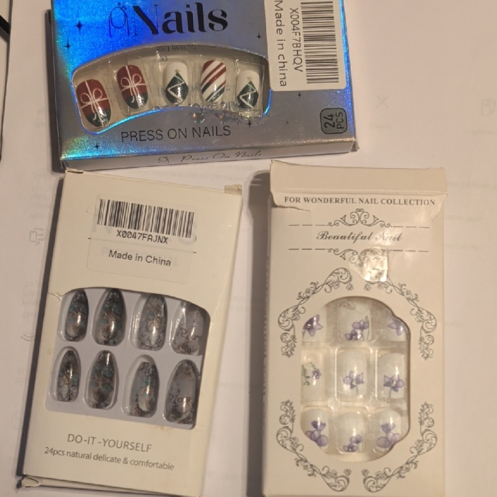Three For The Price Of One Elegant Nail Art Set - Silver and Blue